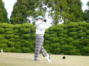 051127_golf_3_mini.jpg