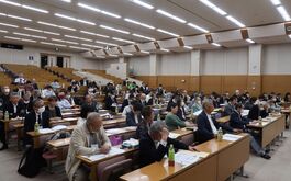 2023年度第1回目の評議委員会が開かれました